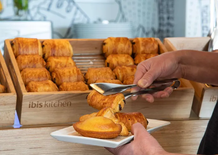 ibis Versailles Château